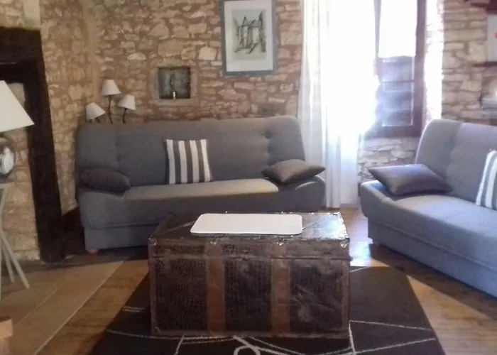 Maison Authentique Perigord-quercy Hébergement de vacances *